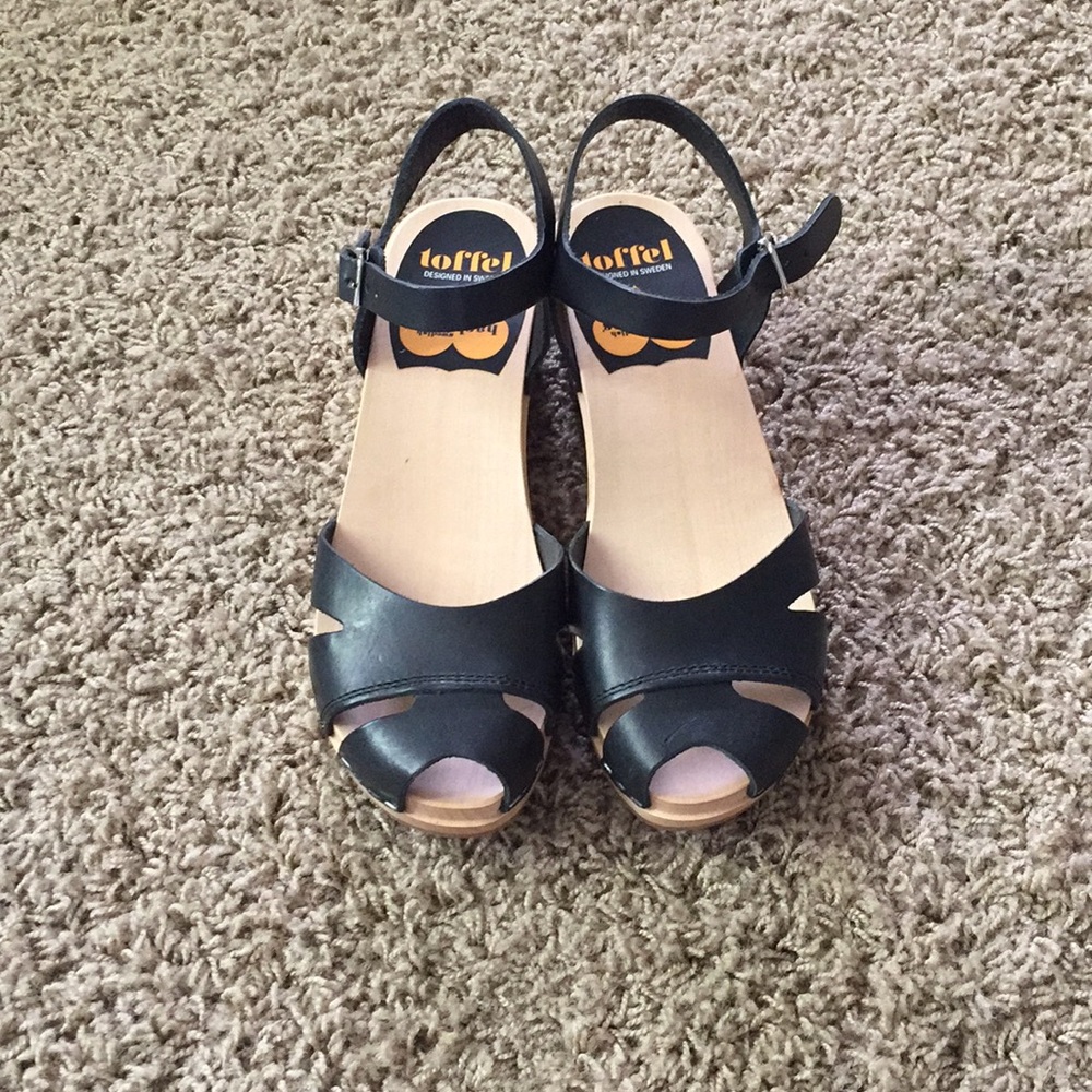 Swedish Hasbeens- Suzanne Debutant size 36